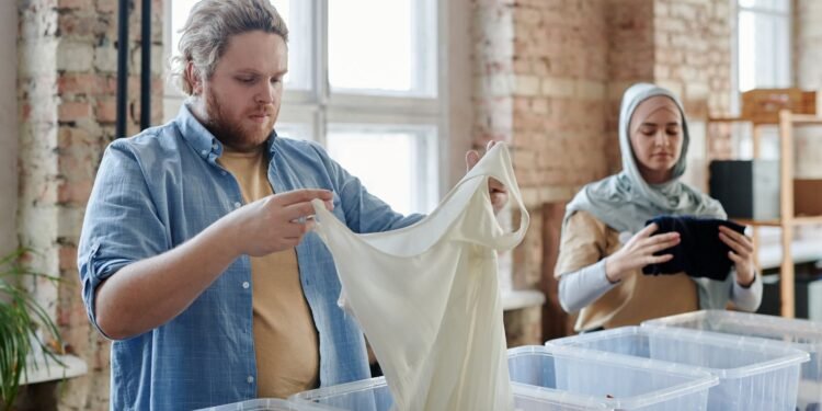 Entrümpeln vor der Hochzeit: Neustart im freien Zuhause