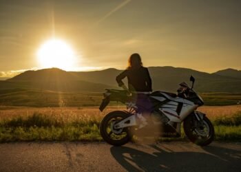 Romantische Motorradtour zu zweit: Planung und Ideen für Paare