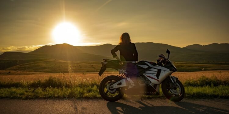 Romantische Motorradtour zu zweit: Planung und Ideen für Paare
