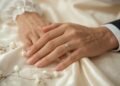 Silberhochzeit: 25 Jahre verheiratet - Bedeutung, Geschenke, Glückwünsche