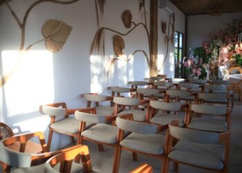 Wandverkleidung im Trauzimmer: Designpaneele