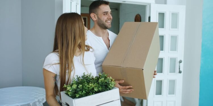 Zusammenziehen nach der Hochzeit stressfrei planen